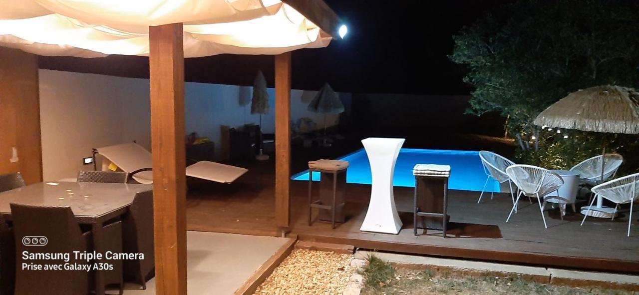 La Cigale Et La Fourmi Apartamento Nîmes Exterior foto