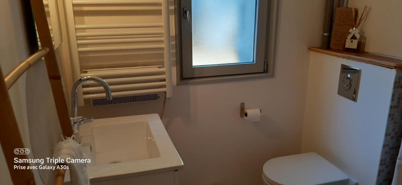 La Cigale Et La Fourmi Apartamento Nîmes Exterior foto