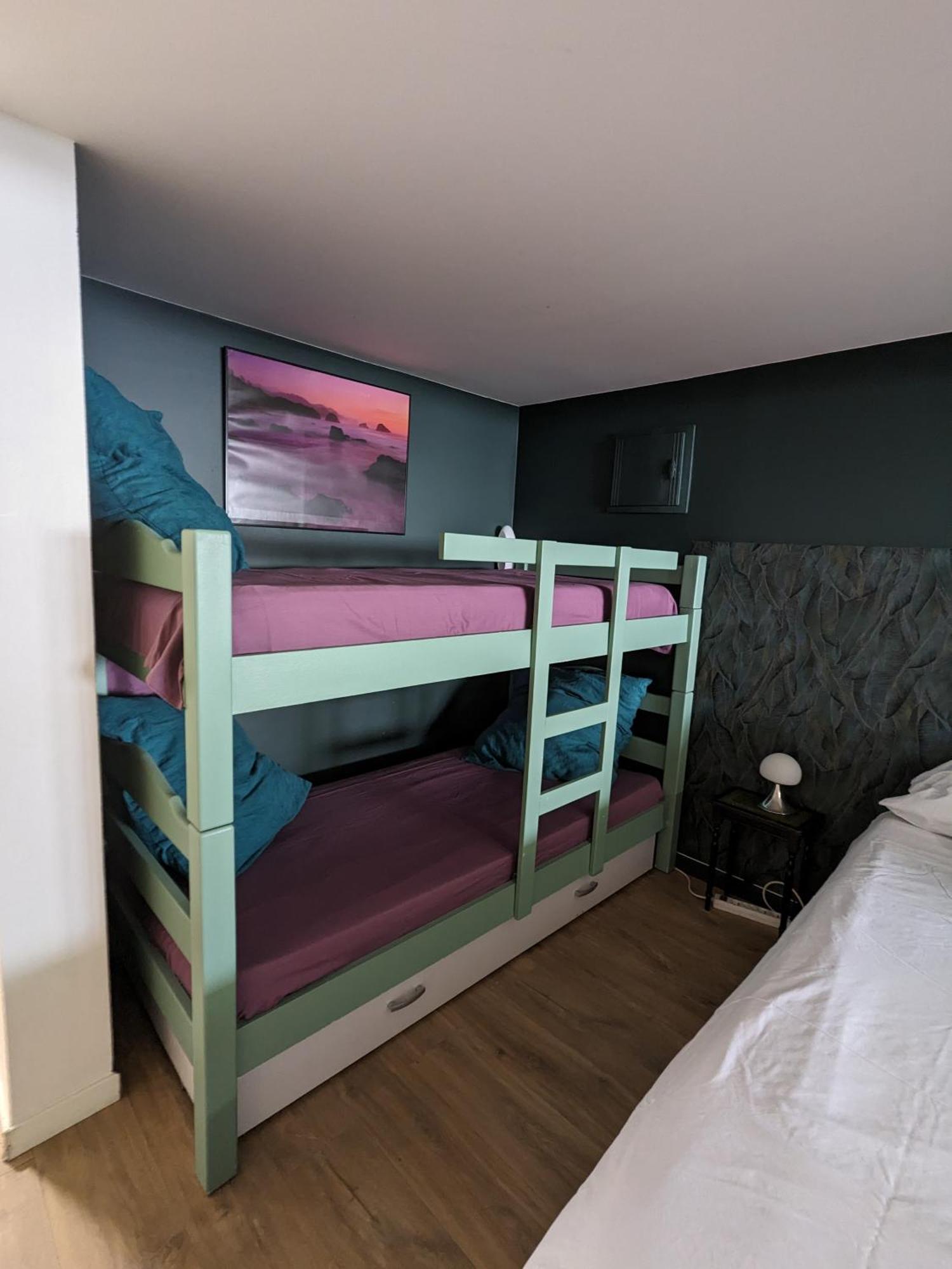 La Cigale Et La Fourmi Apartamento Nîmes Exterior foto